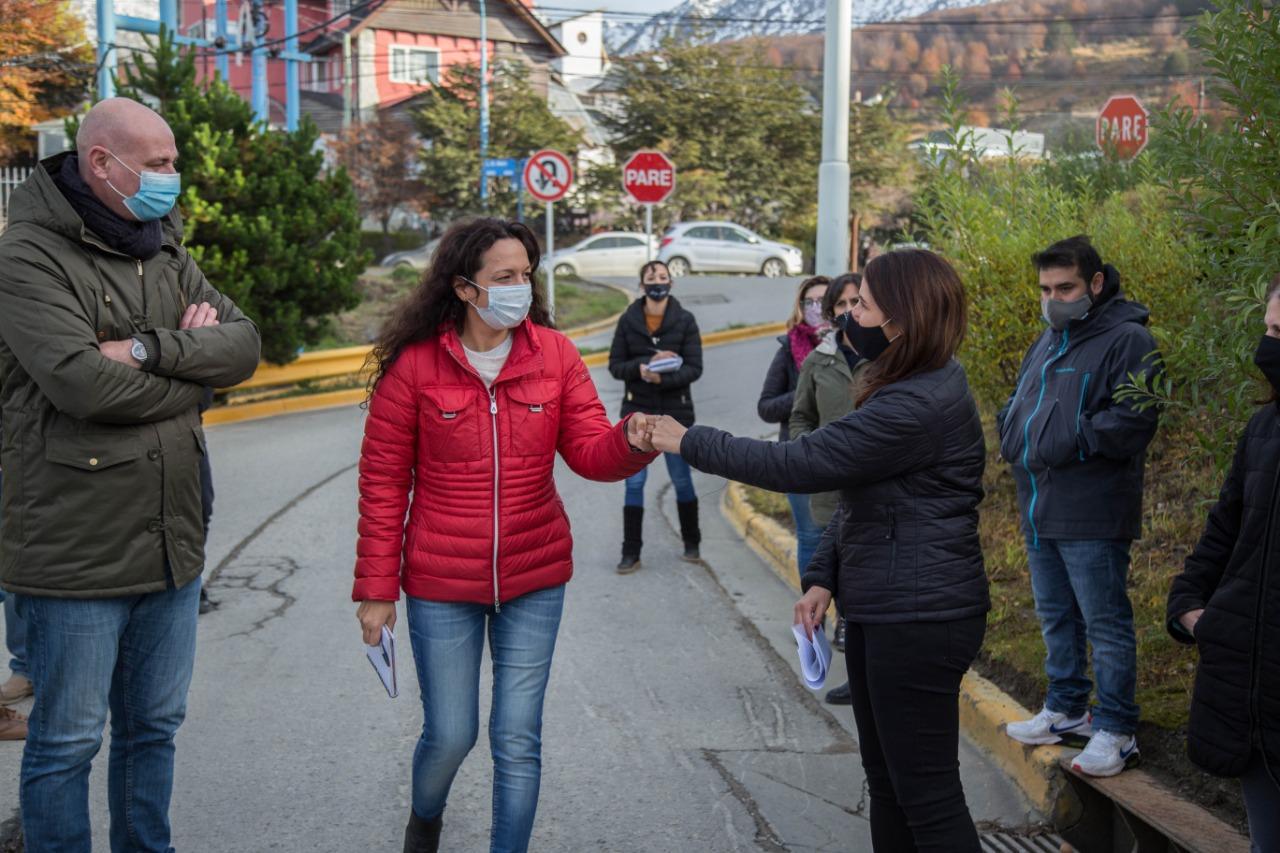 609459ff0b7b2d6a781954e4