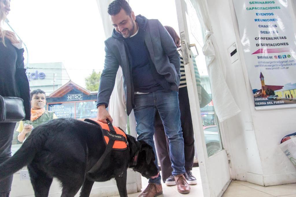 CDF54A27-B734-4093-A342-0DE759820941