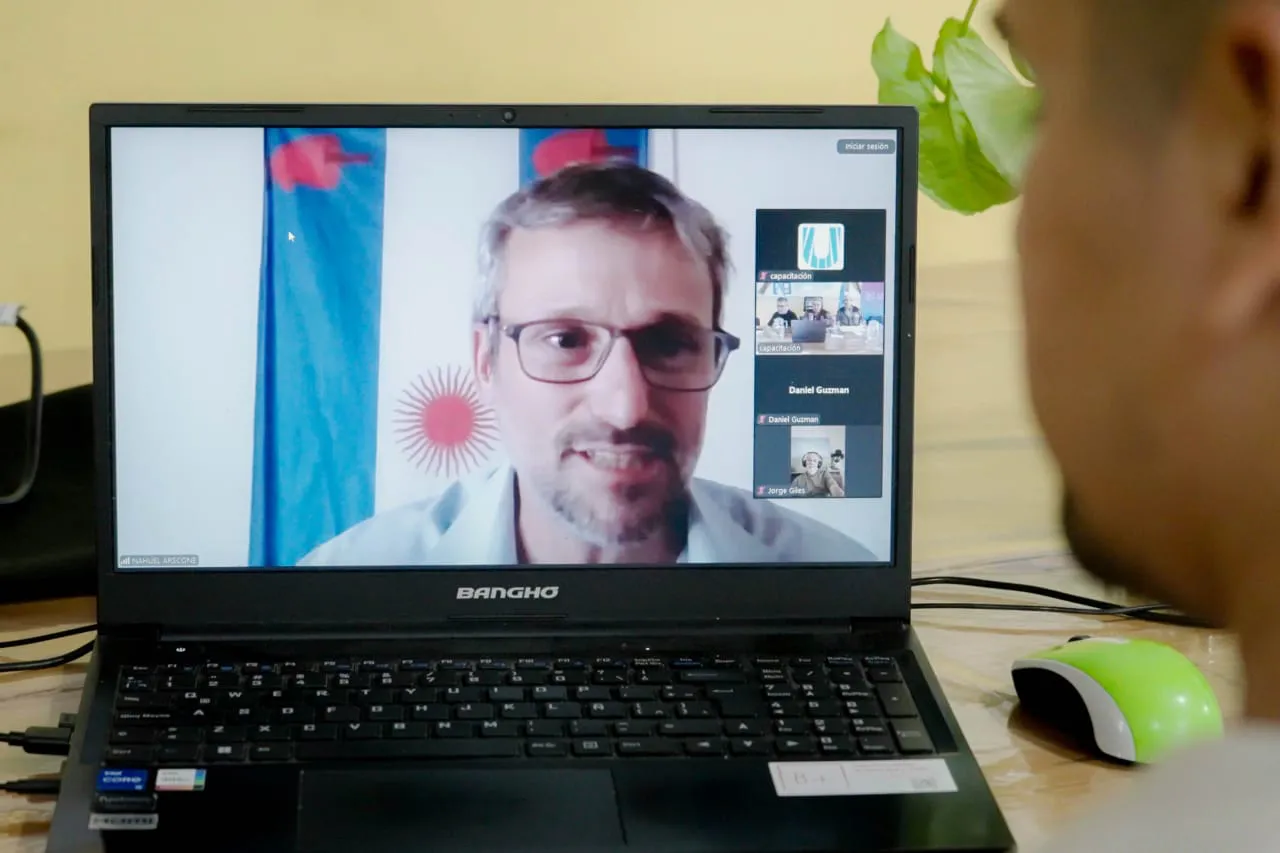 987c7beb-255a-46da-89e9-94991846f31e