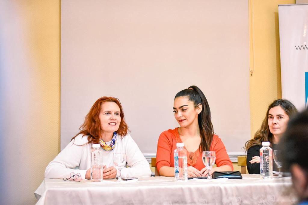 57E52897-F7C0-4147-A3AA-7724A0D035DE